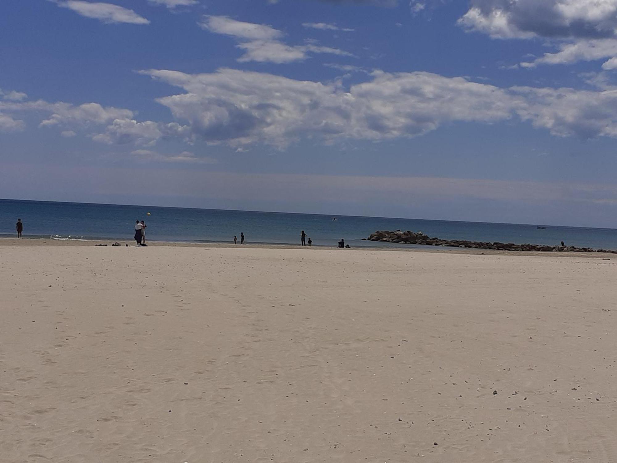 Face A La Plage Palavas-les-Flots Exterior photo